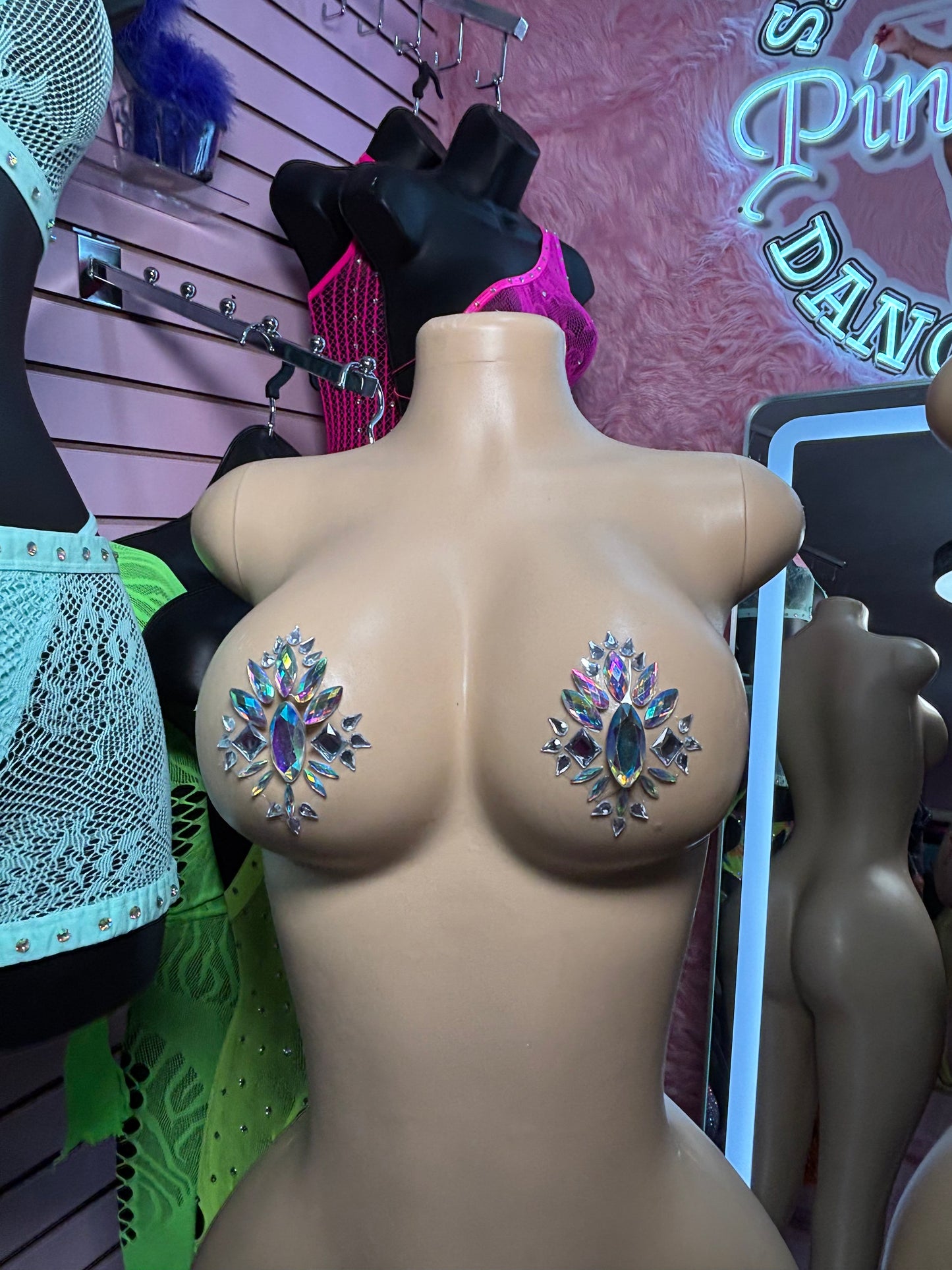 Diamond pasties