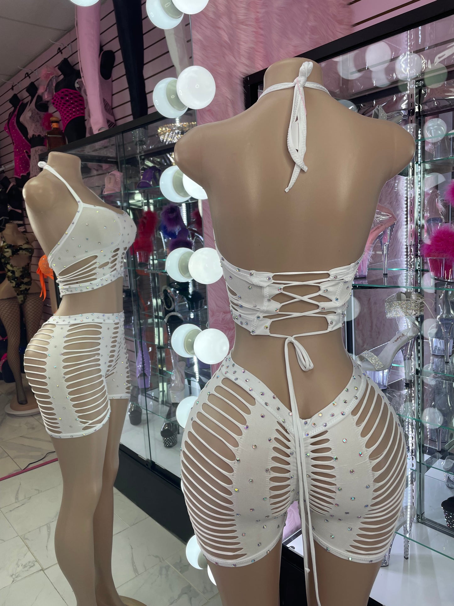 Milky set